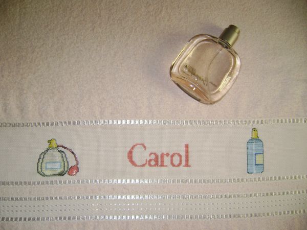 Toalha de Rosto Vintage Perfumes